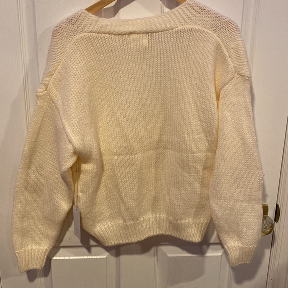 BNWT Luna Ivy Strawberry Crochet Cardigan Sweater - Picture 5 of 5